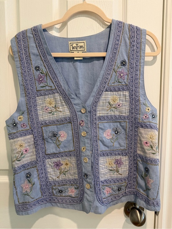 Vintage Jackets & Blazers - Light Blue Embroidered Floral Patchwork Button Front Vest